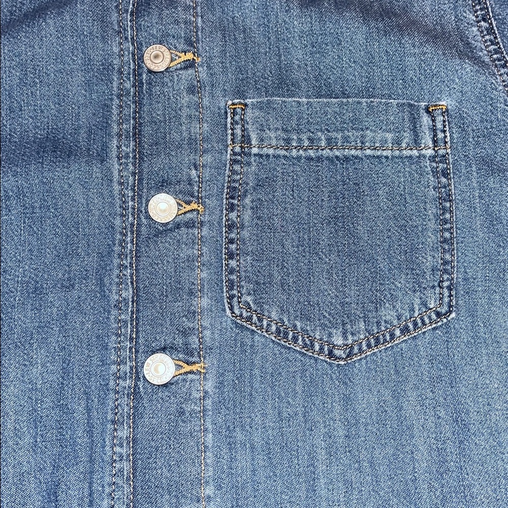 Women’s Levi’s Collared Button Down Denim Romper - Picture 3 of 9